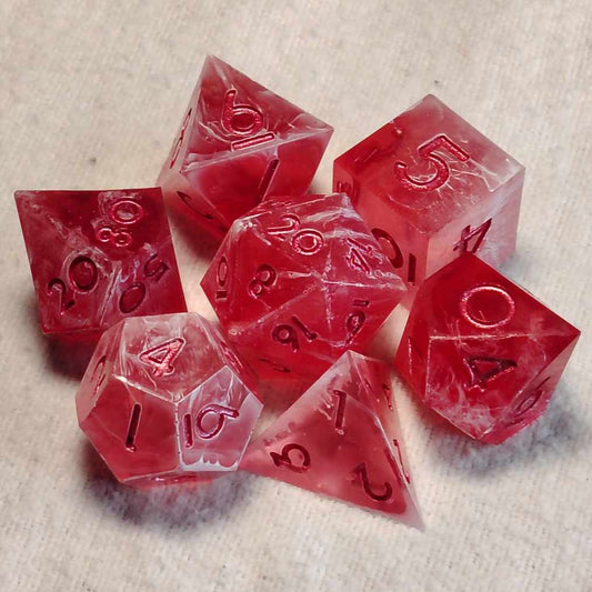 Set de dés de jeu de rôle (dés 4,6,8,10,12,100,20), couleurs rouge, blanc avec des chiffres couleur rouge pailleté 